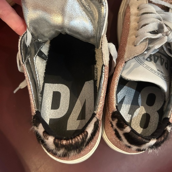 P448 Italian made sneakers, 39. Like new condition. Rose gold w/ leopard accent. - Picture 4 of 6